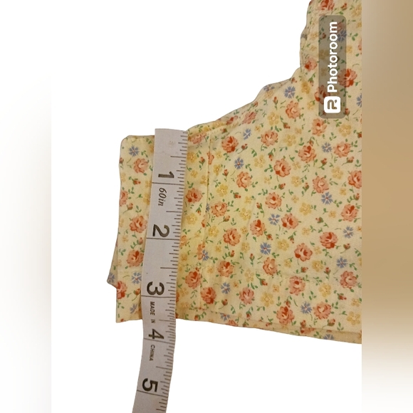 Ralph Ralph Lauren floral shorts. Womens. Size 8. - Picture 9 of 11